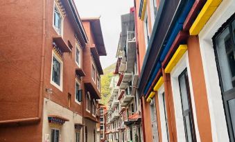 Heishui Chuanxi Homestay
