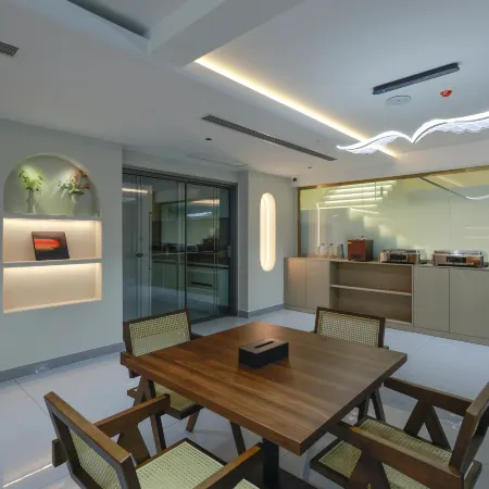 Jianxiyan · Hot Spring Panoramic Homestay (Xijiang Qianhu Miao Village)