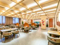 Orange Hotel (Yinchuan Gulou Pedestrian Street Branch) Hotels near Nanmen Tower