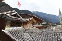Kang Sa Cang Inn Hotel in zona Jianzhu Lake