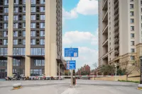 Qianyue Yunyingyin Hotel (Yuedengge Subway Station)