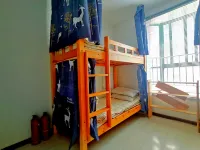 HongAn Youth Hostel - balcony
