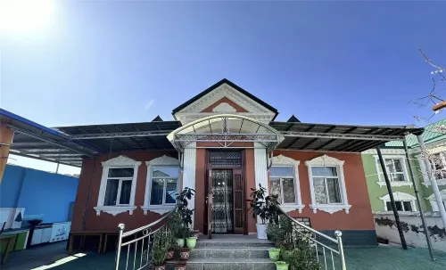 Yining Jingya Hefeng Homestay