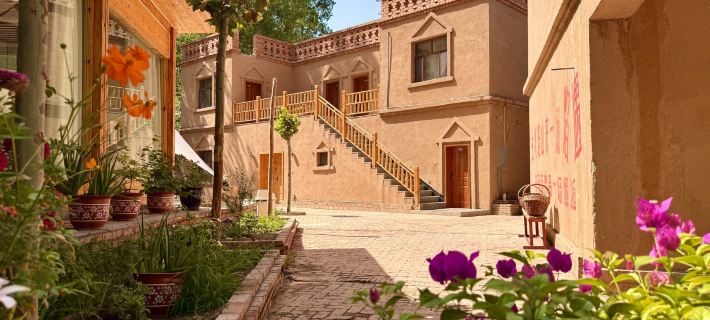 Turpan Grape Spring Inn Hotels in Turpan