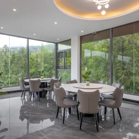 Longsheng Longji Tianjing Yunbo Panoramic Homestay (Jinfo Peak No. 3 Viewing Platform)