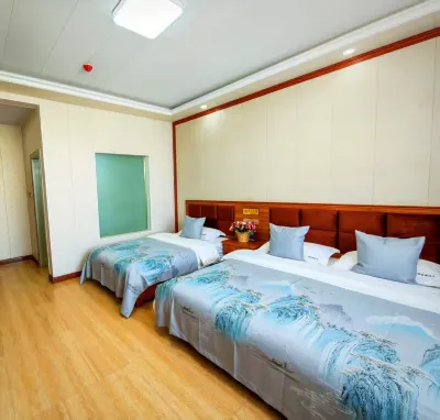 Zhangye Colorful Danxia Yujinyuan Hotel Hotels near Monkey Watching the Sea