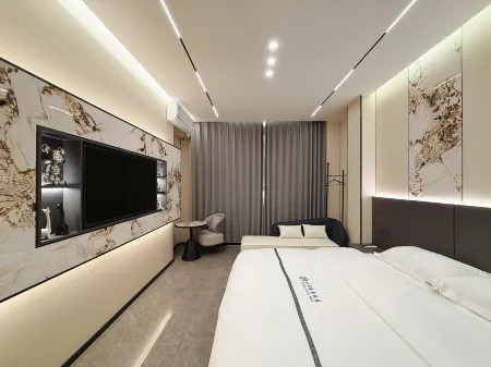 Yunjian Light Luxury Homestay