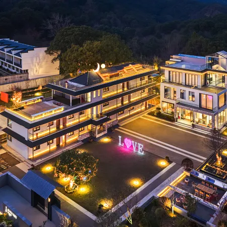 GULUXURY HOTEL
