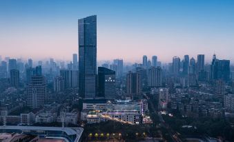 Guangzhou Beijing Road Pedestrian Street Zhonghua Plaza Gerui Residence