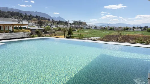 In-Ye Spring Homestay - غرفة مطلة على الجبل