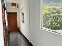 迭部扎尕那舒心苑客棧(扎尕那景區店) 迭部酒店