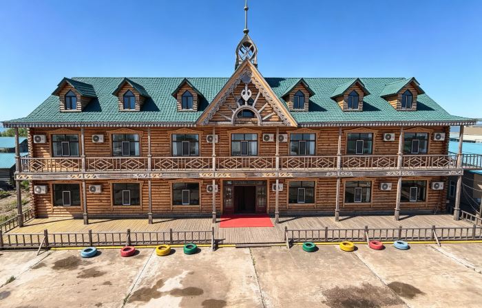 Polina Manor (Erguna Enhe Russian Ethnic Township