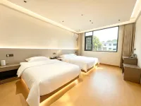 Yinshe Homestay - موقف سيارات