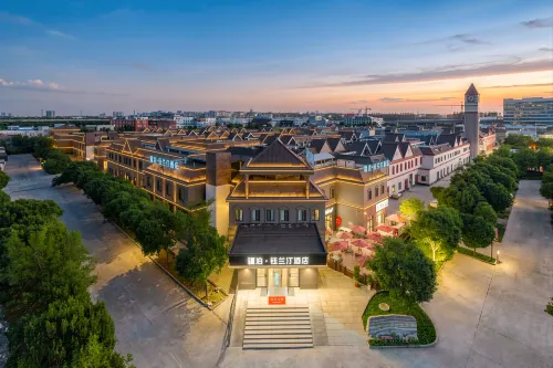 Jiangbo Yulanting Hotel - parking