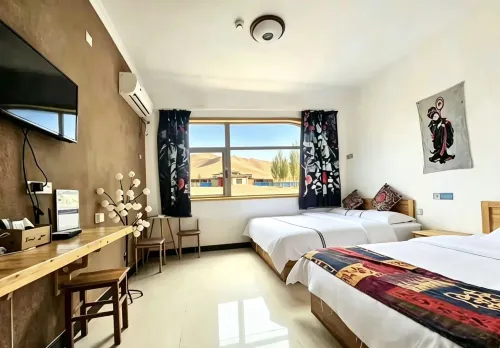 Dunhuang Yuequanju (Crescent Moon Spring) - 2 stjerner