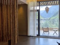 Seka Maiduo · Cloudglen Yunjian Private Hot Spring Mountain Residence (Gurgou, Li County) - ห้องครัว