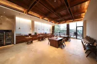 AURA Anzhang Our Home Mountain‑Luxury Resort - Aamiainen