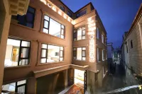 Lhasa Black Tent Hotel - 2-Star