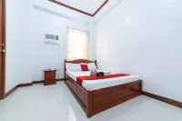 RedDoorz @ D Maagma Street Hotels in Kalibo