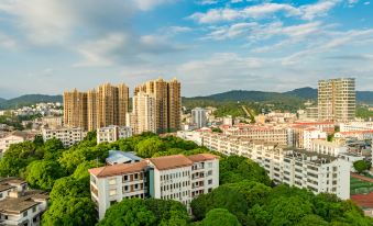 Bona Hotel (Baise Municipal Government, Hengji Plaza)