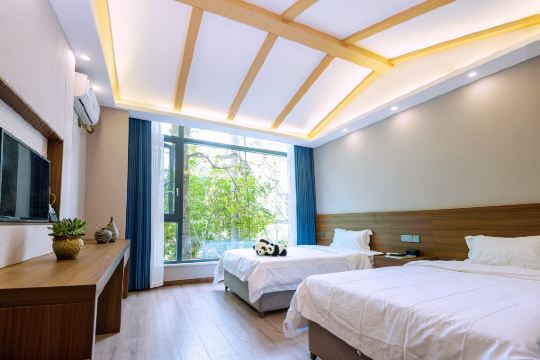 青城山忆楠客栈