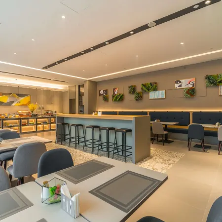 Home Inn Selected (Kunshan South High-Speed Railway Station Hengshan Road