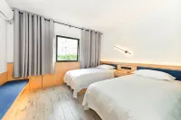 Changee Hotel (Shanghai Caolu Minlei Road Subway Station Shangchuan Road) Hotels in Shanghai