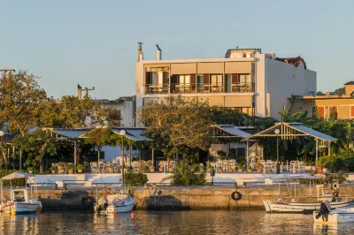 Akroyali Hotel & Villas Hotels in Petalidi