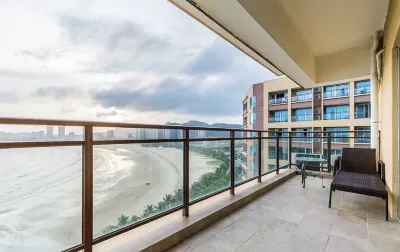 Shenlan Holiday Apartment(Yangjiang Hailing Island Dajiaowan Water Park) Hotels near Shili Silver Beach