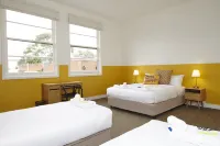 The Erko Hotel Hotels in Camperdown