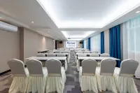 Kyriad Marvelous Hotel