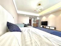 多米海景公寓式酒店(大连威尼斯水城店) - 精品优雅大床房