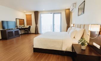 Paragon Noi Bai Hotel & Pool