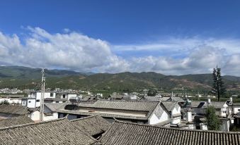 Shaxi Ancient Town Tea Horse Fuyuan Inn