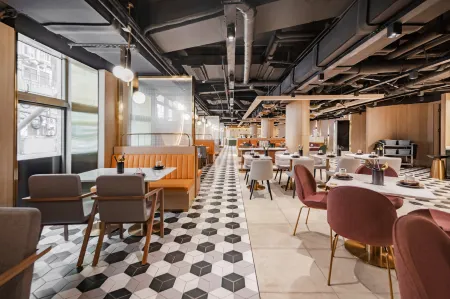 Shanghai Elong Hotel Отели рядом с достопримечательностью «Ун Ань (Нанкин Восточная Дорога)»