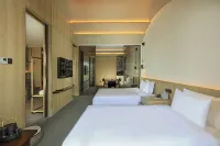 The Mulian Hotel - balcony