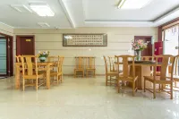 jiuhuashanjixingshanzhuang - ที่มีที่จอดรถ