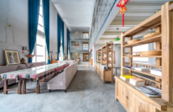 中山圈子藝術飯店（興中廣場孫文步行街店）