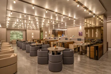 Crystal Orange Hotel (Tianjin Jinwan Square) Отели рядом с достопримечательностью «Museum of Imperial Concubine Palace Site of Yuan, Ming and Qing Dynasty»