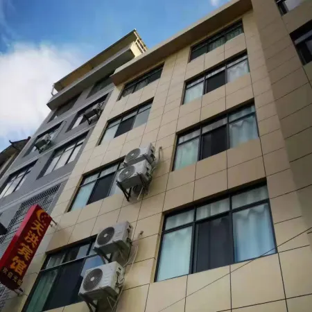 Tianhong Hotel