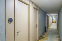 Super INS Jingyi E-Sports Hotel (Minhou University Town Jinyu Subway Station)