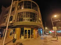 Bowen Hotel