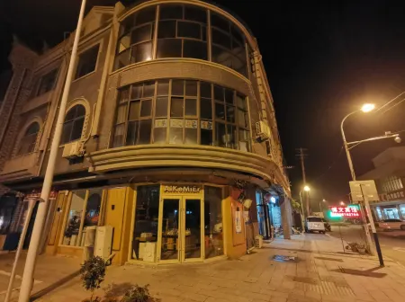 Bowen Hotel Отели рядом с достопримечательностью «Liujiafan Ancient Dwellings»