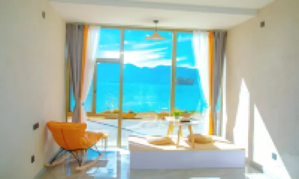Lugu Lake Shanshuijian · Lake View Homestay (Dazu Pier)