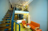 Pula Hotel (Yulin Jincheng Center Pedestrian Street)