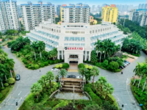 海口烏蘭溫泉大酒店（西海岸觀海台店） 鄰近假日海灘的酒店