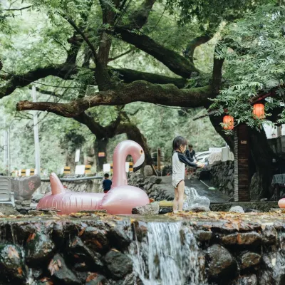 Rock Rose Holiday Hostel Hotels near Baiyunyuan