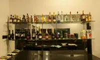 The Point Hotel & Suites