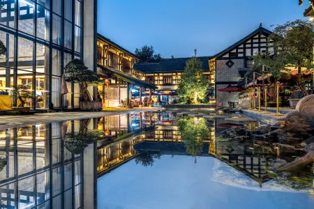 CD YUENCHI Отели рядом с достопримечательностью «CH8 Livehouse (Wanmei)»