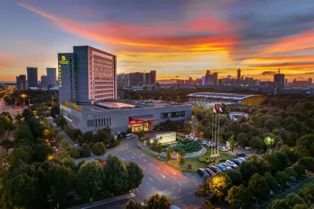 Yunnan Lishui Yunquan Hotel (Yunshida South High-speed Railway Station)
